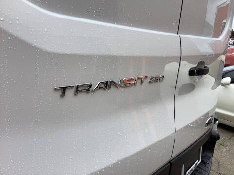 2025 Ford Transit 250