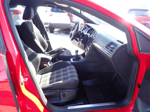 2018 Volkswagen Golf GTI S