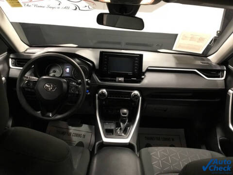 2020 Toyota RAV4 XLE