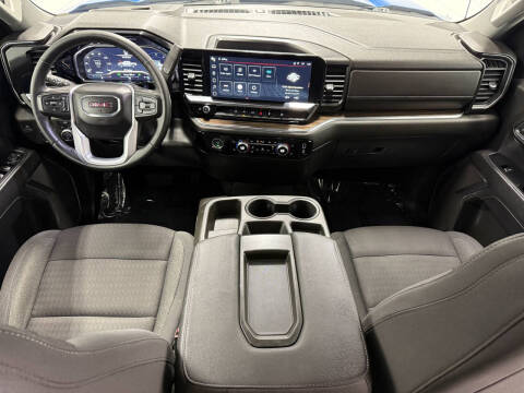 2024 GMC Sierra 1500 Elevation Standard