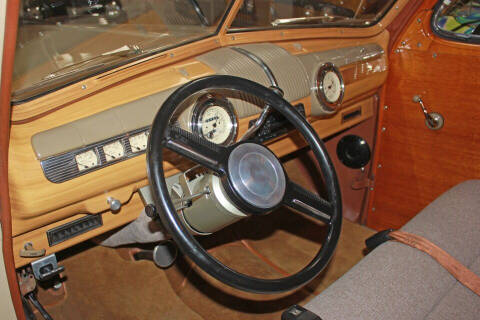 1948 Ford Super Deluxe