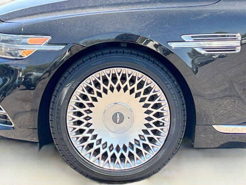 2020 Genesis G90