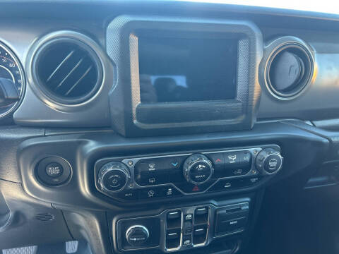 2023 Jeep Gladiator Sport