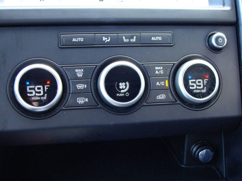 2020 Land Rover Discovery Landmark Edition