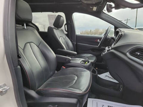 2020 Chrysler Pacifica Limited 35th Anniversary