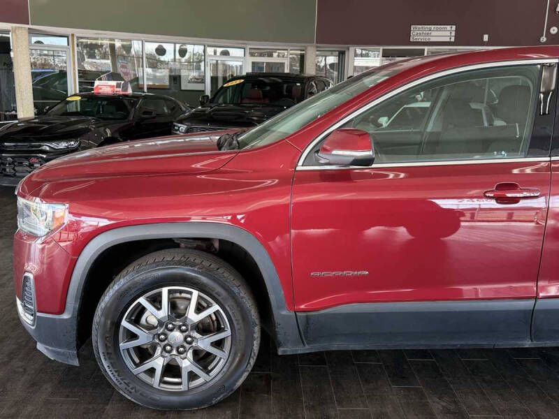 2020 GMC Acadia SLE