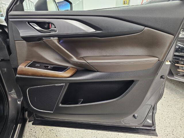 2023 Mazda CX-9 Signature