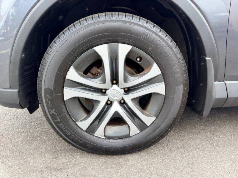 2017 Toyota RAV4 LE