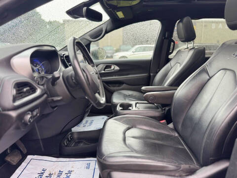 2021 Chrysler Pacifica Touring L