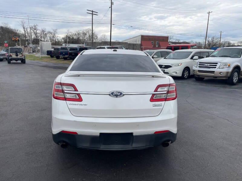 2013 Ford Taurus SHO