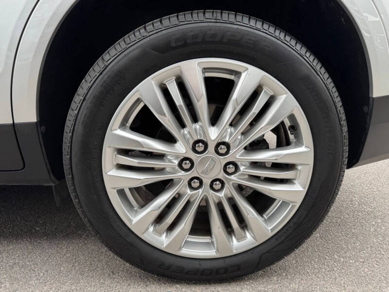 2018 Cadillac XT5 Premium Luxury