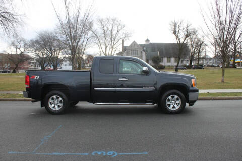 2013 GMC Sierra 1500 for sale at Lexington Auto Club in Clifton NJ