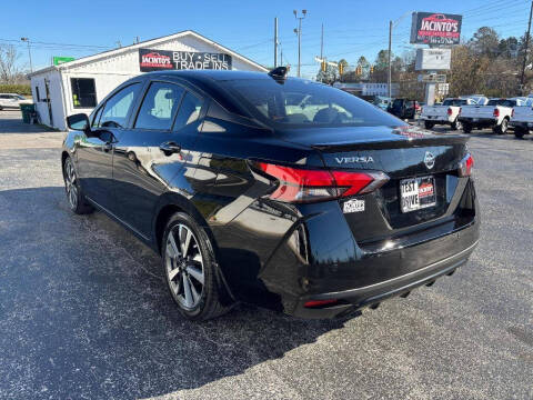 2021 Nissan Versa SR