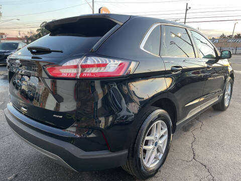 2022 Ford Edge SEL