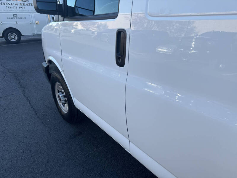 2024 GMC Savana 2500