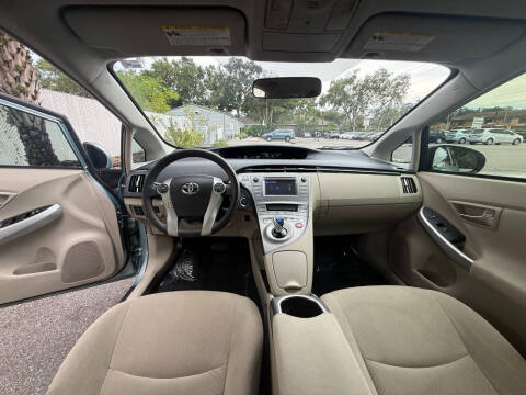 2015 Toyota Prius Two