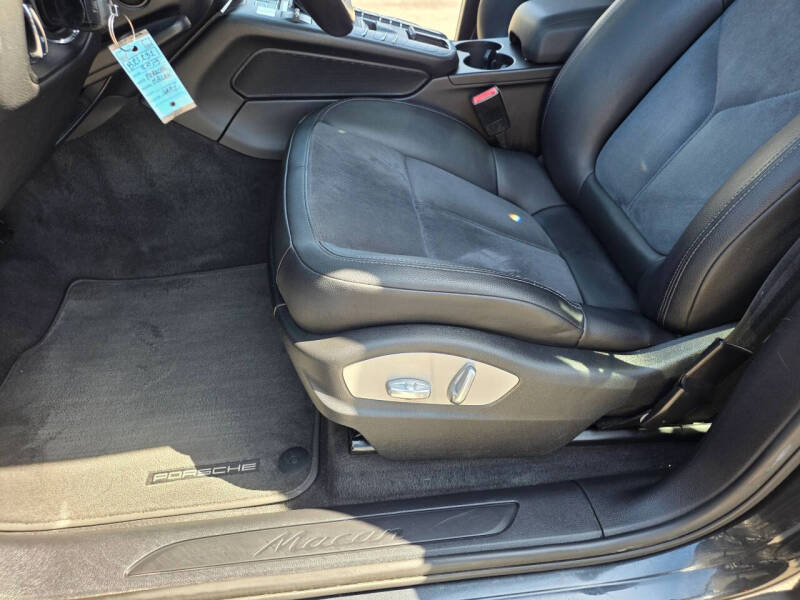 2018 Porsche Macan