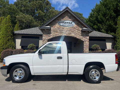 2001 Chevrolet Silverado 1500 for sale at Hoyle Auto Sales in Taylorsville NC