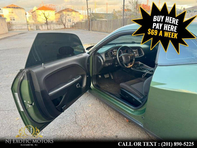 2020 Dodge Challenger SXT