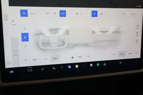 2022 Tesla Model S Plaid