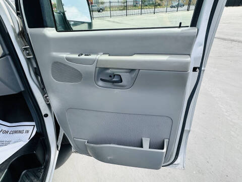 2006 Ford E-Series E-150 XLT