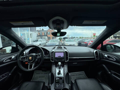 2017 Porsche Cayenne