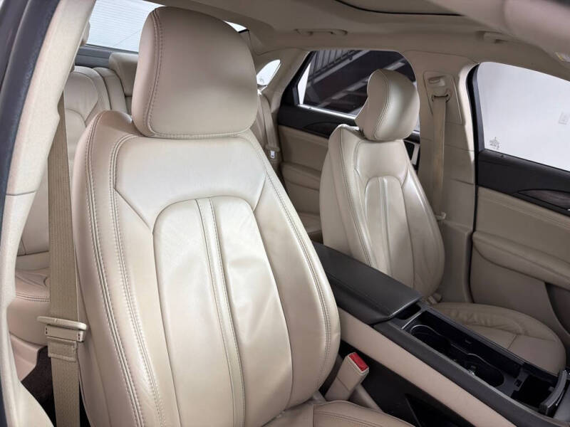 2017 Lincoln MKZ Hybrid Select