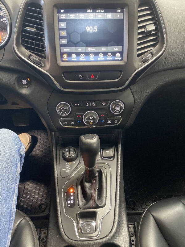 2021 Jeep Cherokee Trailhawk