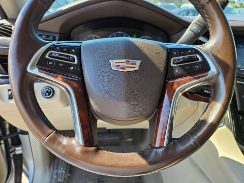 2015 Cadillac Escalade Luxury
