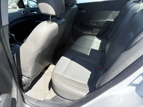 2017 Chevrolet Sonic Premier Auto