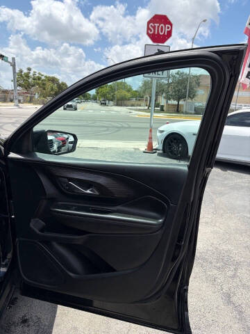 2022 GMC Terrain SLE