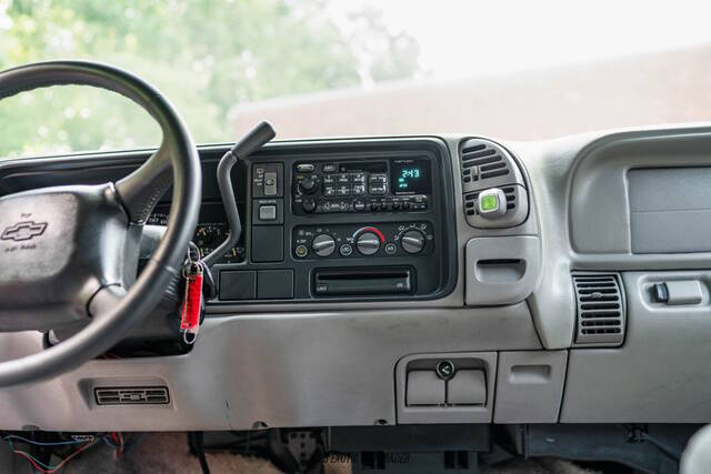 1999 Chevrolet Tahoe LS