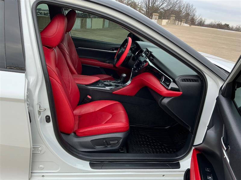 2019 Toyota Camry XSE