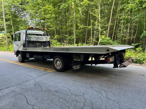 2005 UD Trucks UD2300