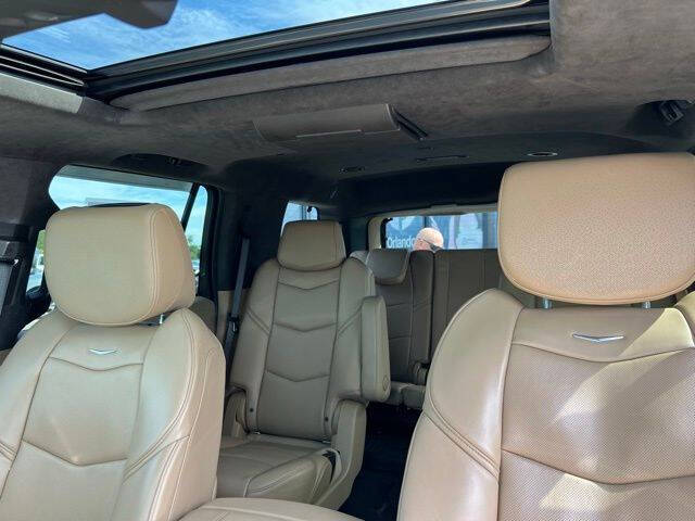 2019 Cadillac Escalade Platinum