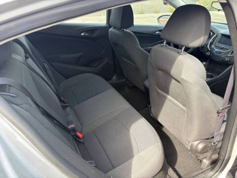 2017 Chevrolet Cruze LT Auto