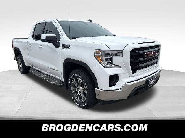 2020 GMC Sierra 1500 SLE's photo
