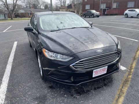 2018 Ford Fusion Hybrid for sale at DEALS ON WHEELS in Moulton AL