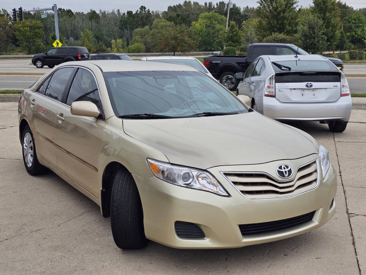 2010 Toyota Camry for sale at Quantum Auto Co in Plainfield, IL