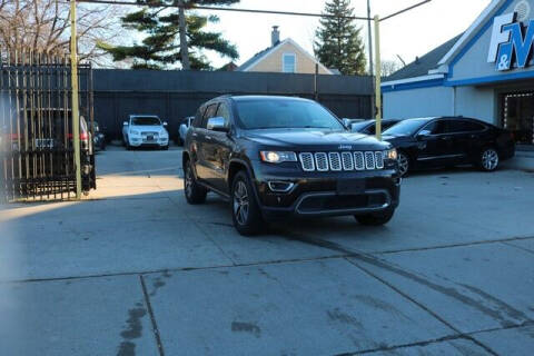 2017 Jeep Grand Cherokee for sale at F & M AUTO SALES in Detroit MI