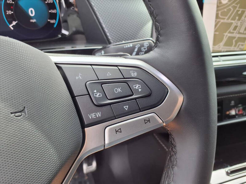 2026 Volkswagen Atlas Cross Sport SEL Premium R-Line 4Motion