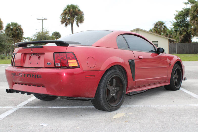 2001 Ford Mustang