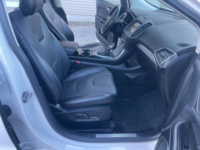 2016 Ford Edge Titanium