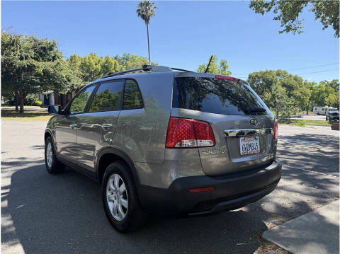 2012 Kia Sorento LX