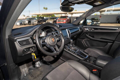 2017 Porsche Macan S