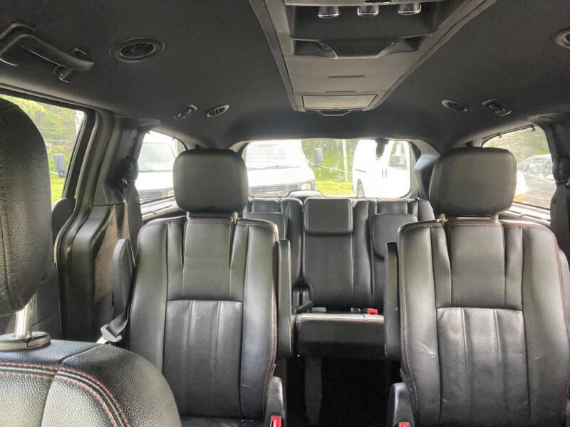 2014 Dodge Grand Caravan R/T