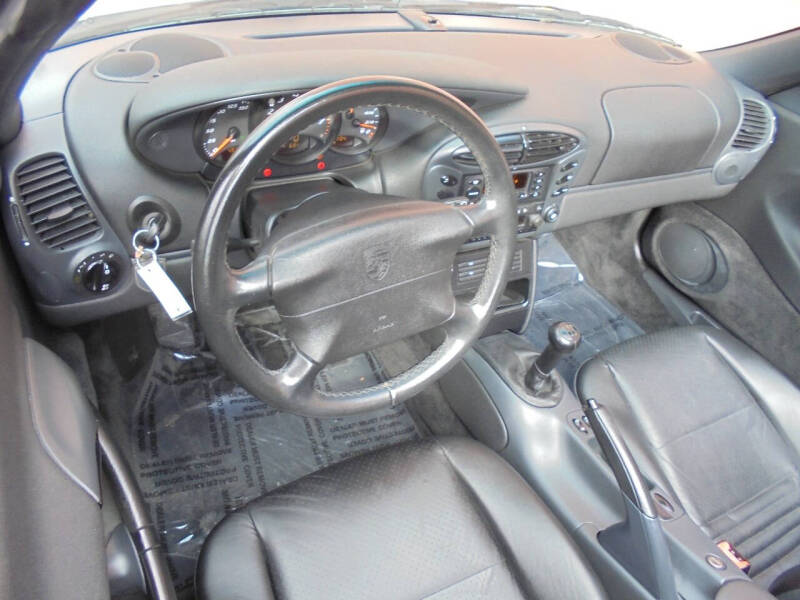 1999 Porsche Boxster Base photo 9