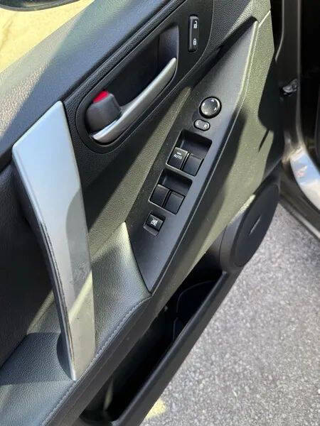 2011 Mazda MAZDA3 s Grand Touring