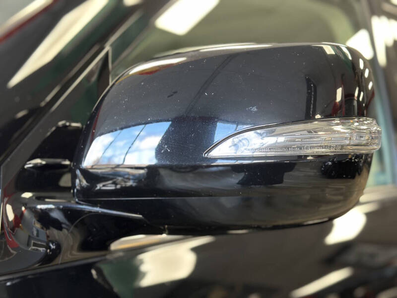 2018 Lexus LX 570 Two-Row