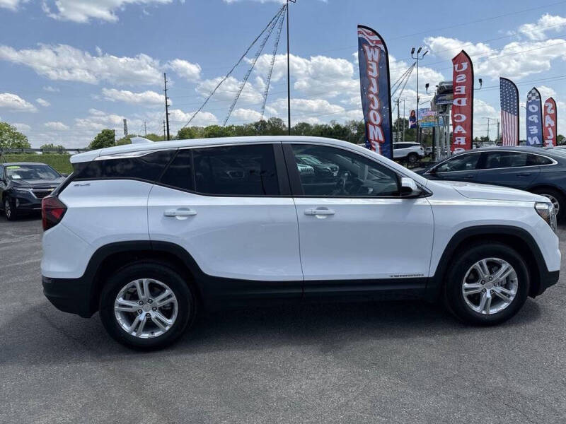 2024 GMC Terrain SLE